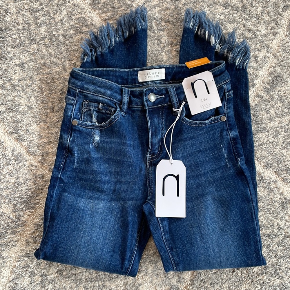 NWT Nature Denim Fringe Mid-Rise Dark Wash Jeans - Size 1/24
